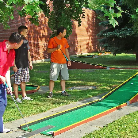 Holiday Club Tihany-2 * טיהאני